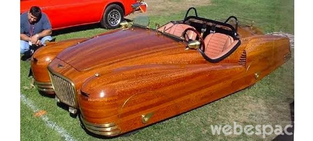 auto-de-madera