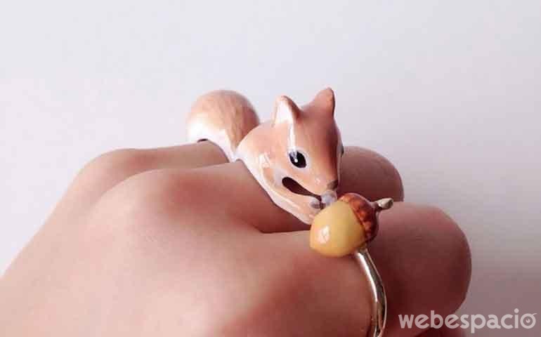 curioso-anillo-de-animales