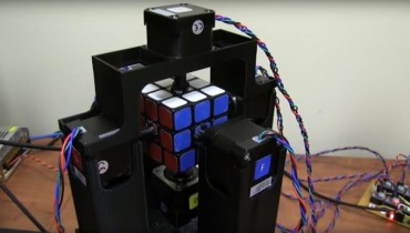 un robot resuelve el cubo-de-rubik-en-menos-de-un-segundo