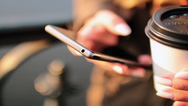cómo desinfectar un celular